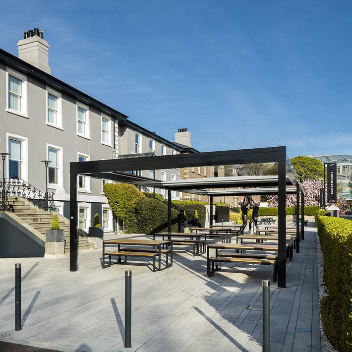 sandymount hotel outdoor area