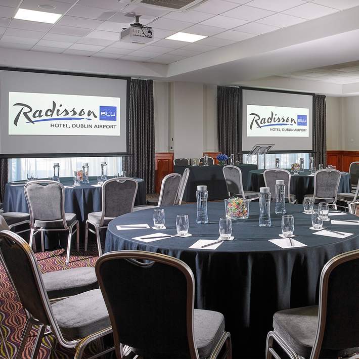 radisson blu hotel dublin airport conference room