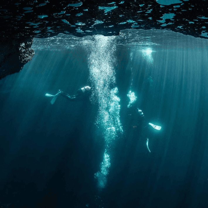 Aran islands diving in the cave