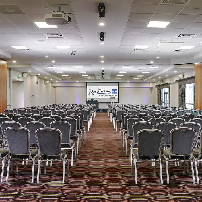 radisson blu hotel dublin airport conference room